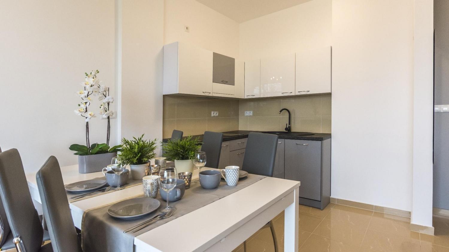Apartament Kolobrzegu 50 Premium Widok Park Blisko Morza Plaza